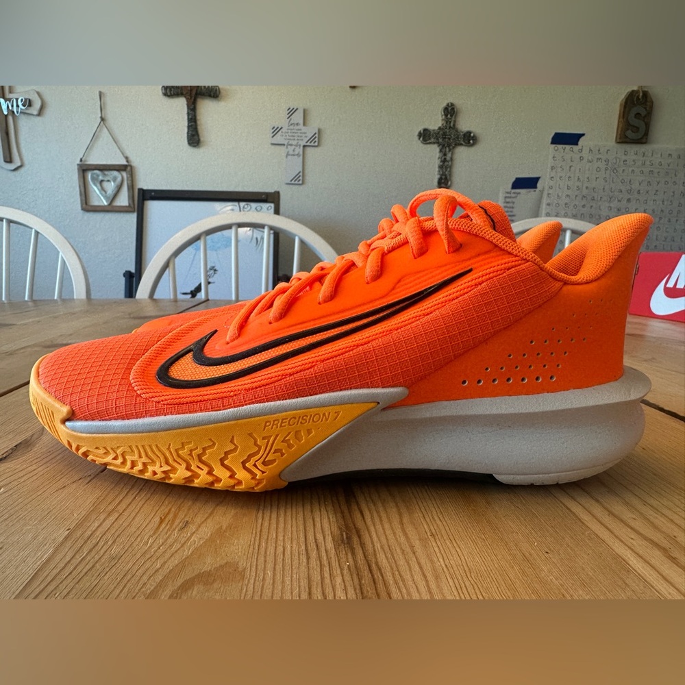 Brand New Nike Men's Bright Orange Precision 7 Athletic Shoes